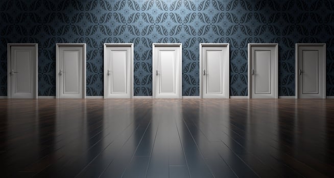 03_doors-1767562_1920