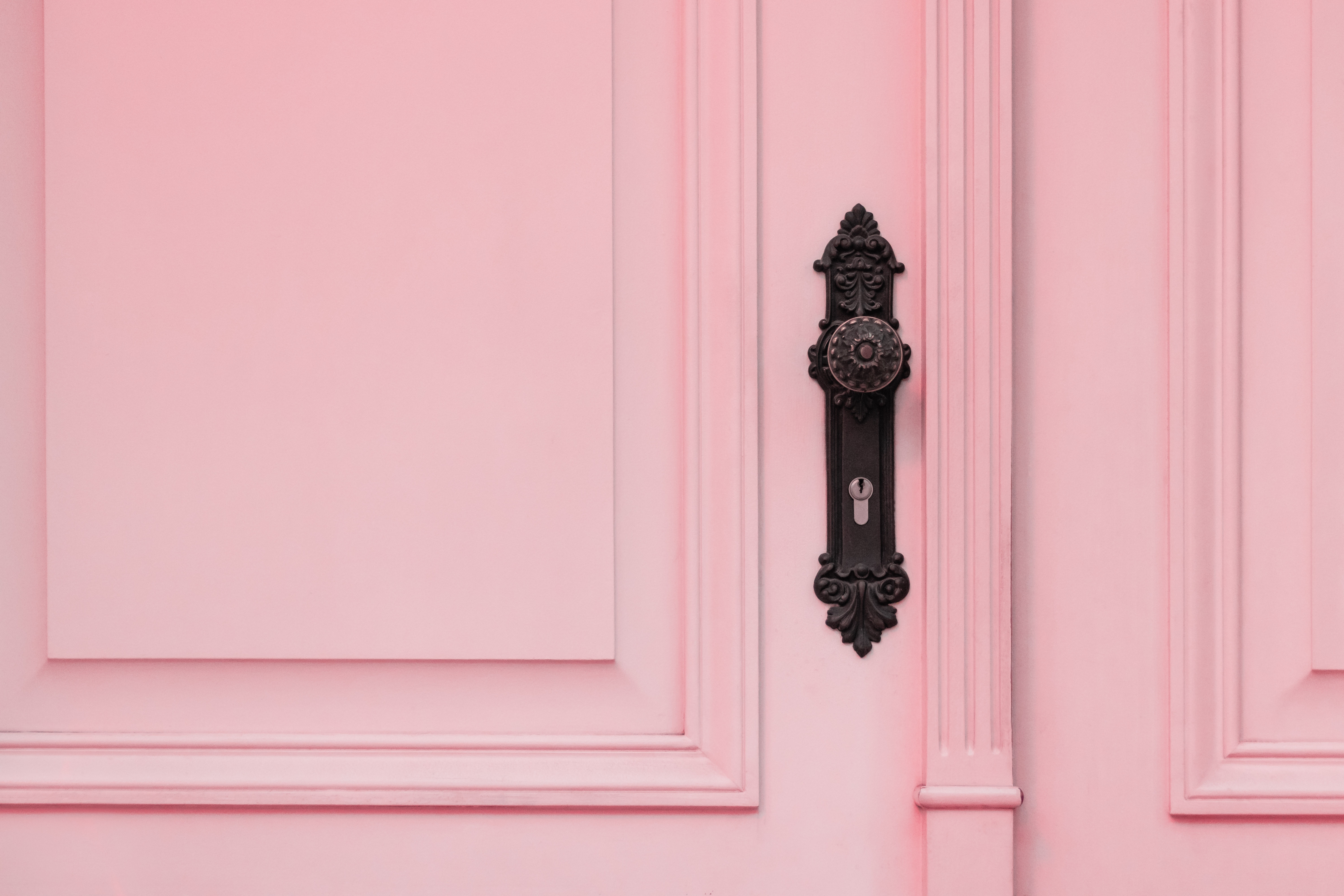 pawel-czerwinski-CRml5ssR6_A-unsplash